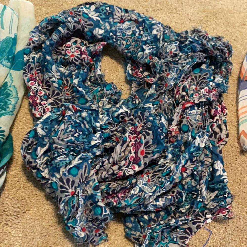 Scarf Bundle - image 4